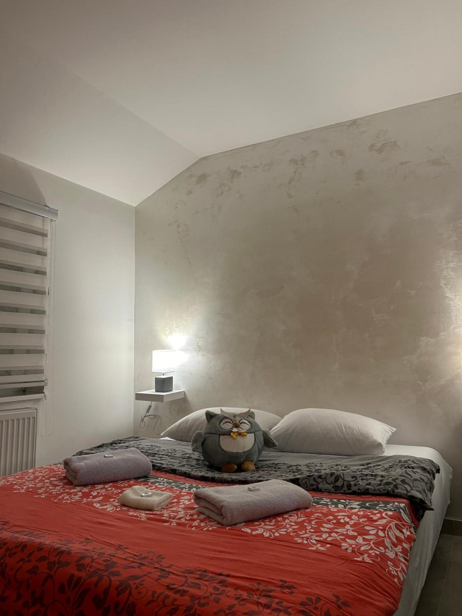 Apartman Diamond Lux Surčin Kültér fotó