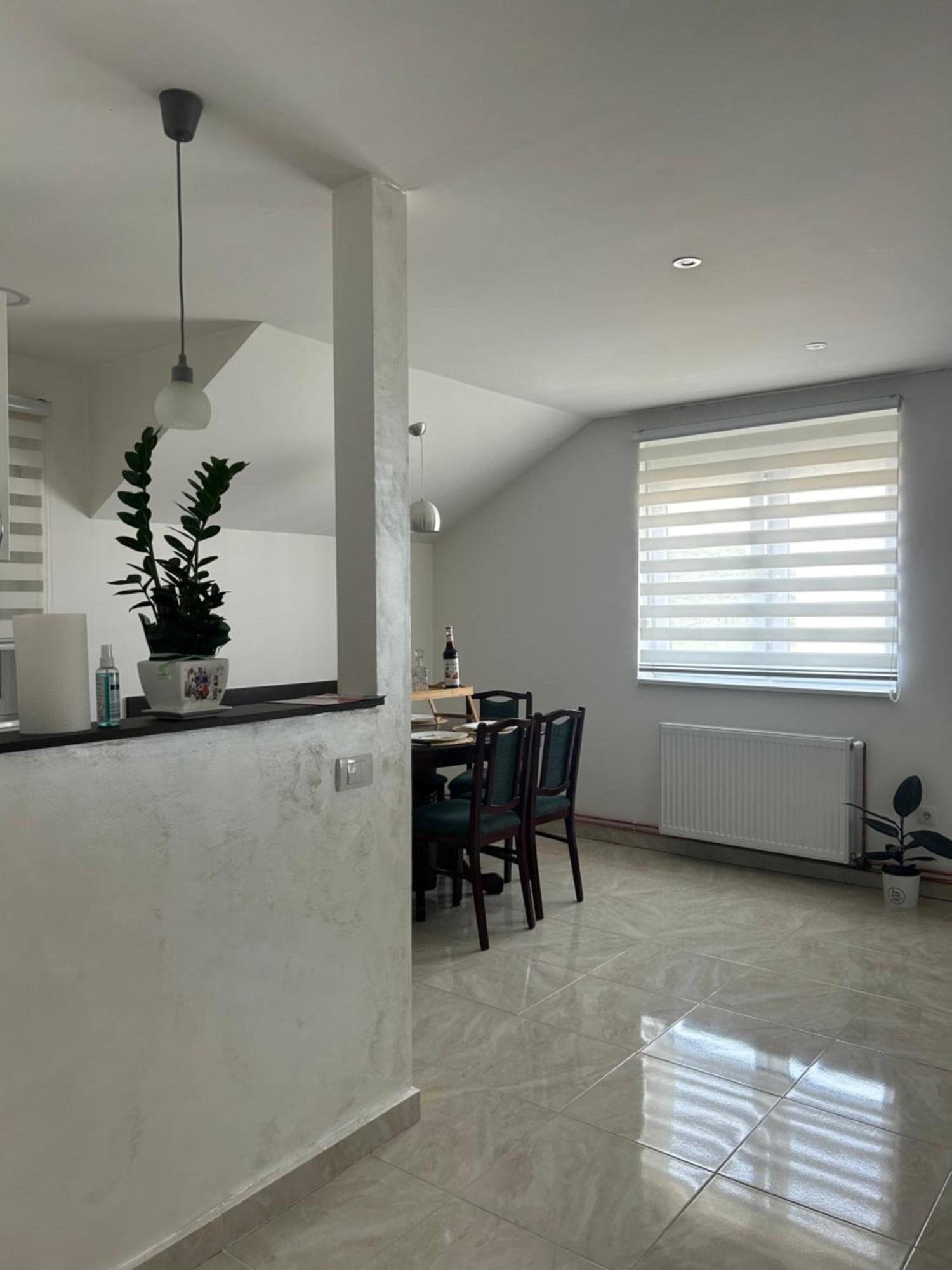 Apartman Diamond Lux Surčin Kültér fotó